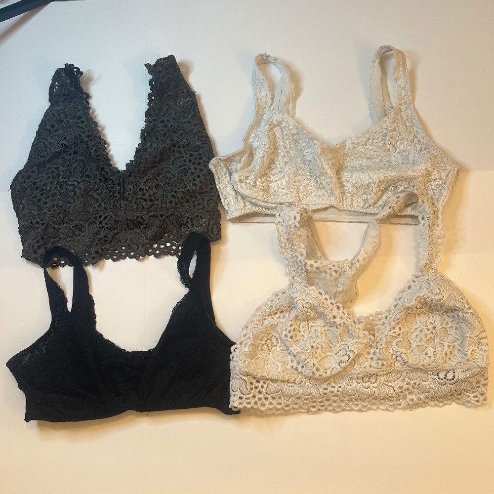 Four bralettes (Free People, Altered State, and Aerie) and two tanks Siz…